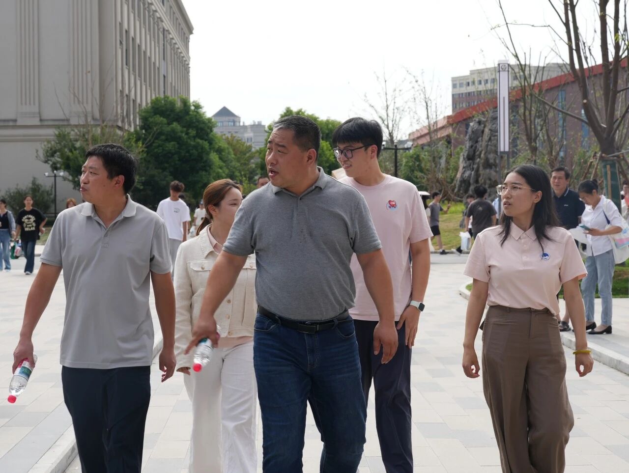 <a href='https://mp.weixin.qq.com/s/GWU9qsIhGeB-VMtHN-k7jA' target='_blank' title='我院领导深入新生宿舍走访慰问，暖心关怀助力学子扬帆起航'>我院领导深入新生宿舍走访慰问，暖心关怀助力学子扬帆起航</a>